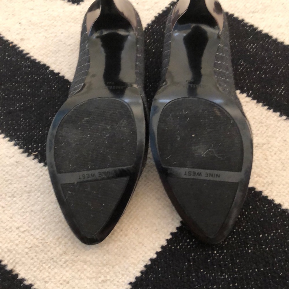 Nine West pump - Picture 5 of 5